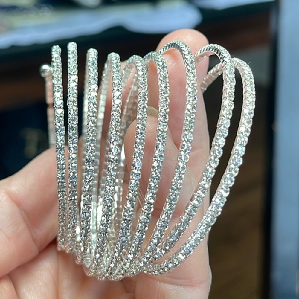 Rhinestone bracelet 10 rings 🕊️